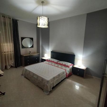 Appartamento Posizione Comoda Collegno Buitenkant foto