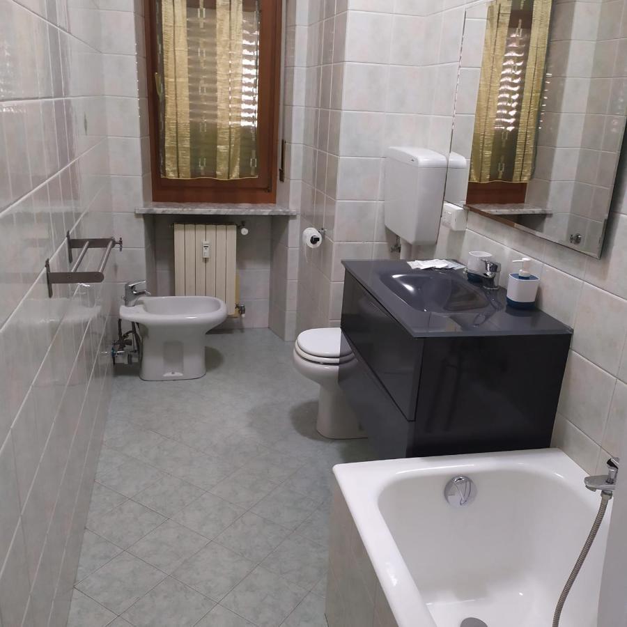 Appartamento Posizione Comoda Collegno Buitenkant foto